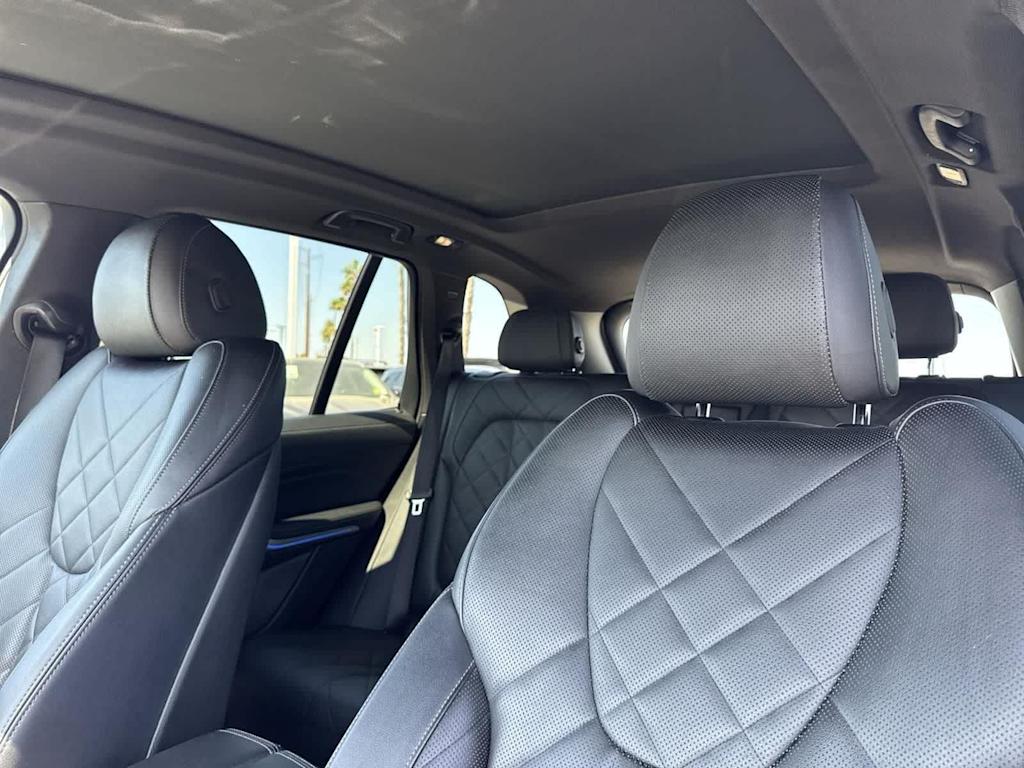 Thumbnail: 2023 BMW X5 - 10