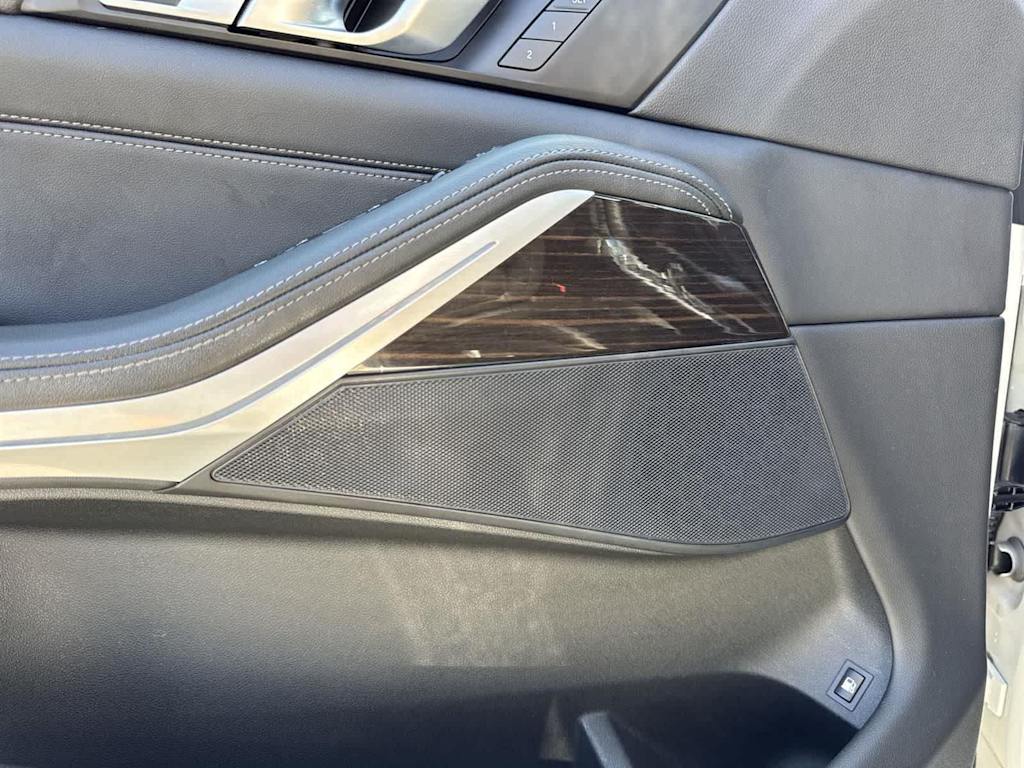 Thumbnail: 2023 BMW X5 - 29