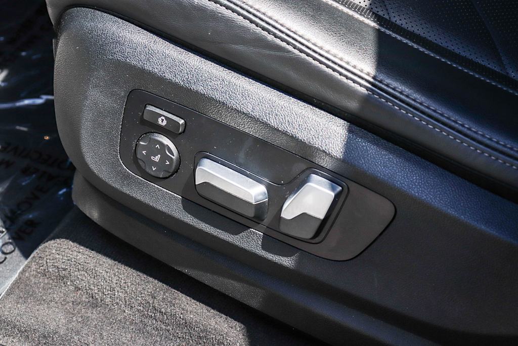 Thumbnail: 2023 BMW X5 - 28