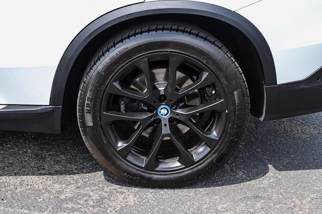 Thumbnail: 2023 BMW X5 - 7