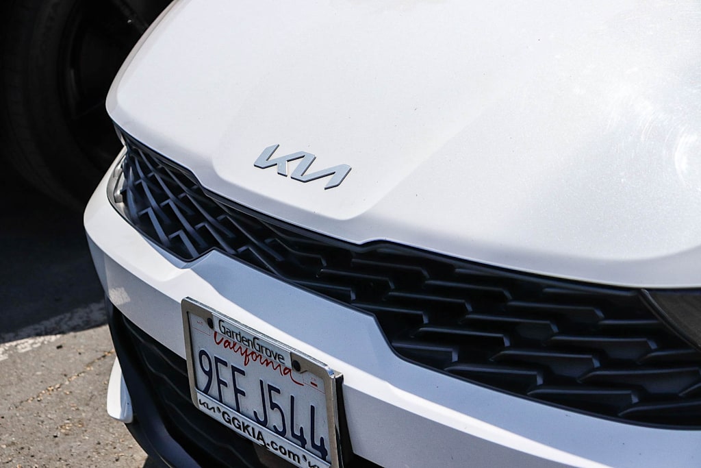 Thumbnail: 2023 Kia K5 - 3