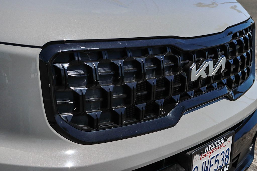 Thumbnail: 2024 Kia Telluride - 18