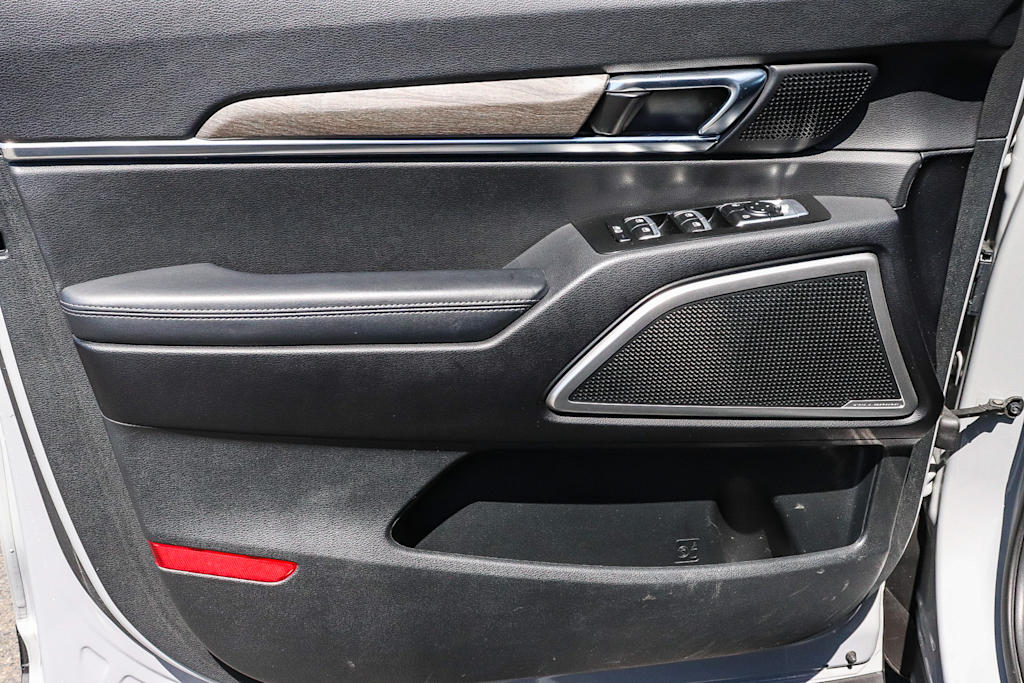 Thumbnail: 2021 Kia Telluride - 30