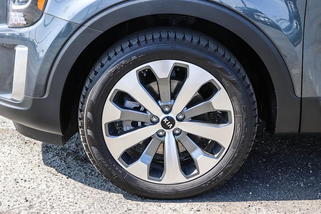 Thumbnail: 2020 Kia Telluride - 22
