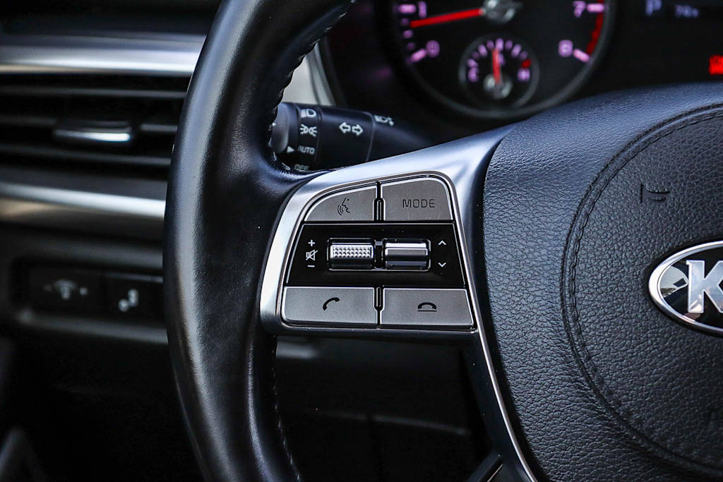 Thumbnail: 2020 Kia Telluride - 25