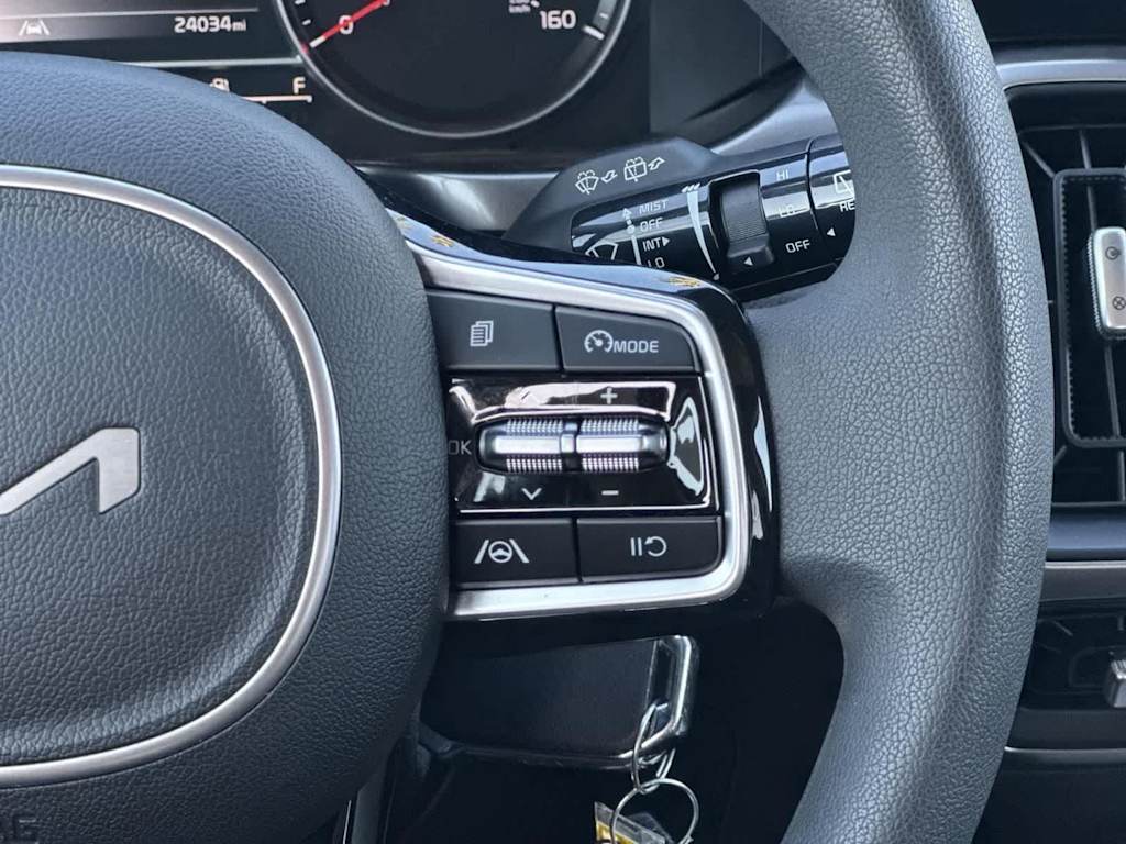 Thumbnail: 2023 Kia Sorento - 27