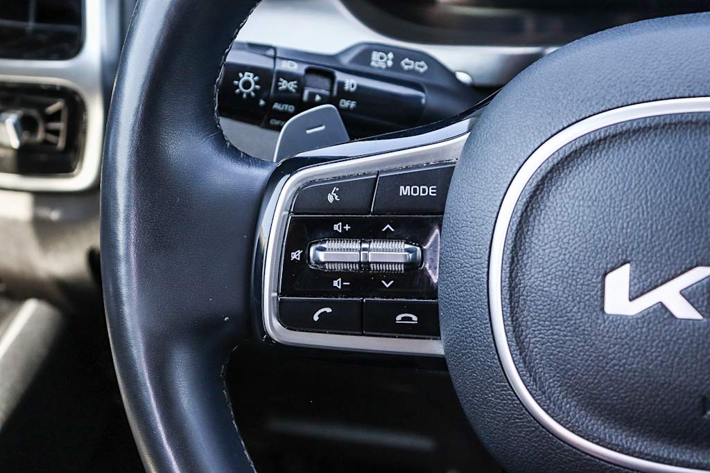 Thumbnail: 2022 Kia Sorento - 25