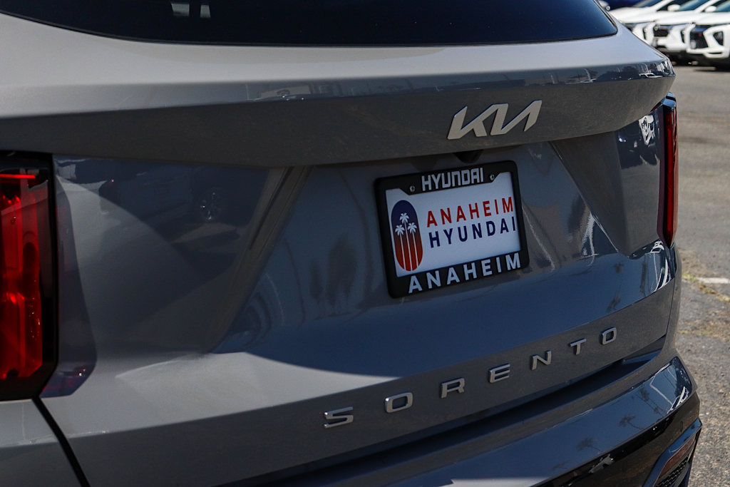 Thumbnail: 2022 Kia Sorento - 21