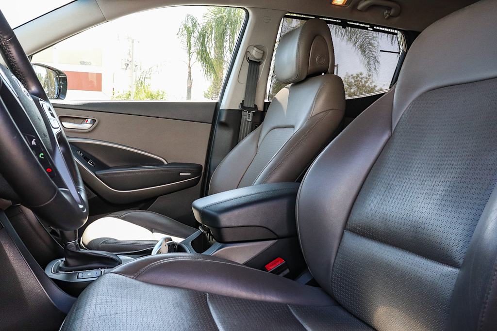 Thumbnail: 2014 Hyundai Santa Fe - 9