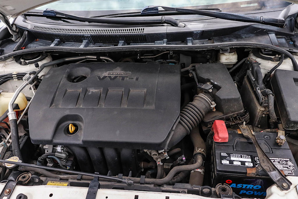 Thumbnail: 2013 Toyota Corolla - 8