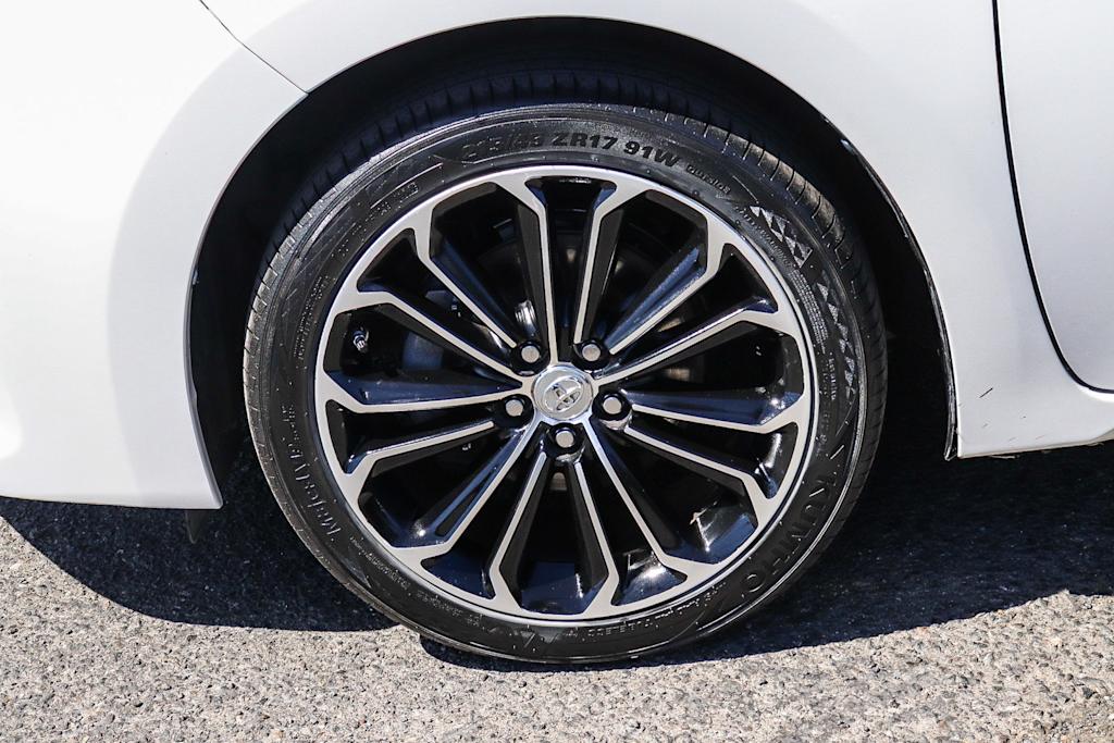 Thumbnail: 2016 Toyota Corolla - 23