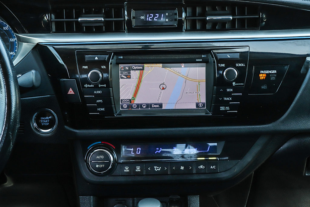Thumbnail: 2016 Toyota Corolla - 12