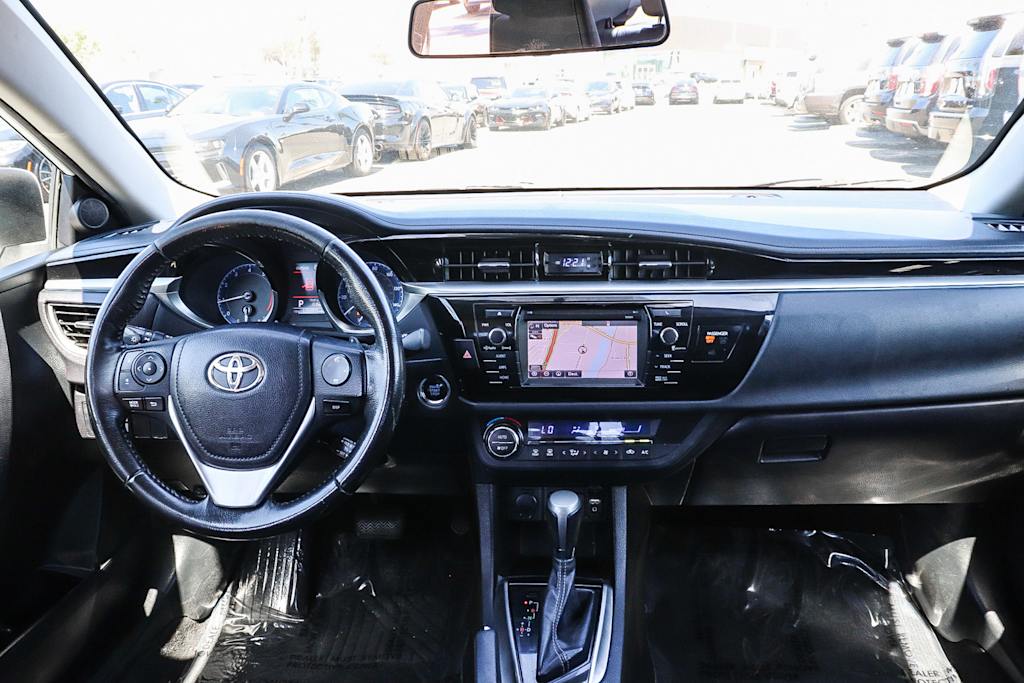 Thumbnail: 2016 Toyota Corolla - 2