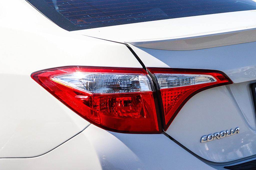 Thumbnail: 2016 Toyota Corolla - 21
