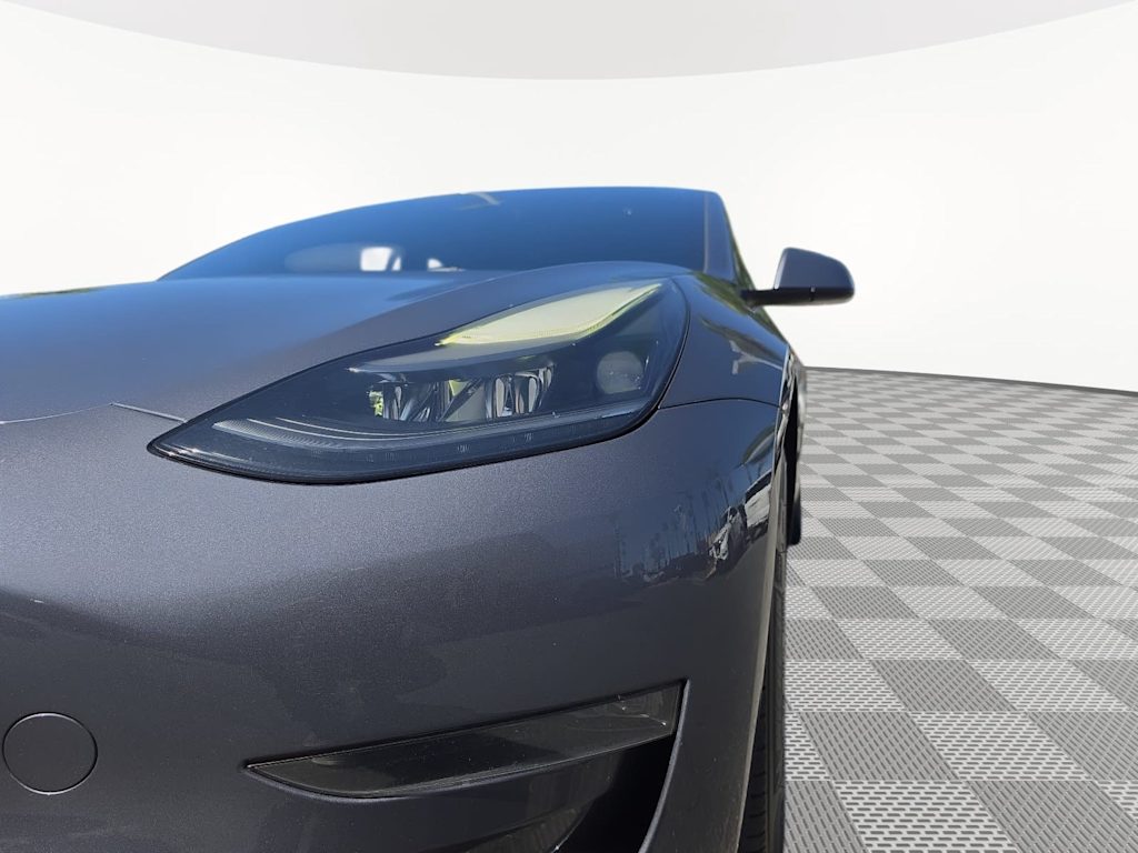 Thumbnail: 2023 Tesla Model 3 - 6