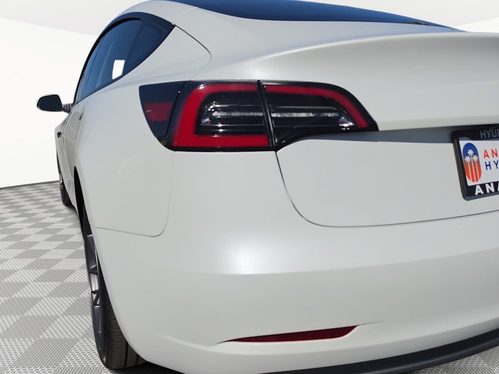 Thumbnail: 2023 Tesla Model 3 - 6
