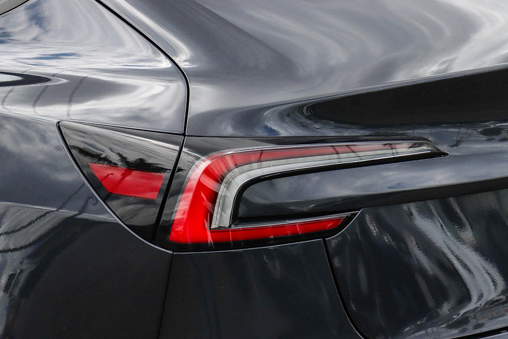 Thumbnail: 2024 Tesla Model 3 - 18