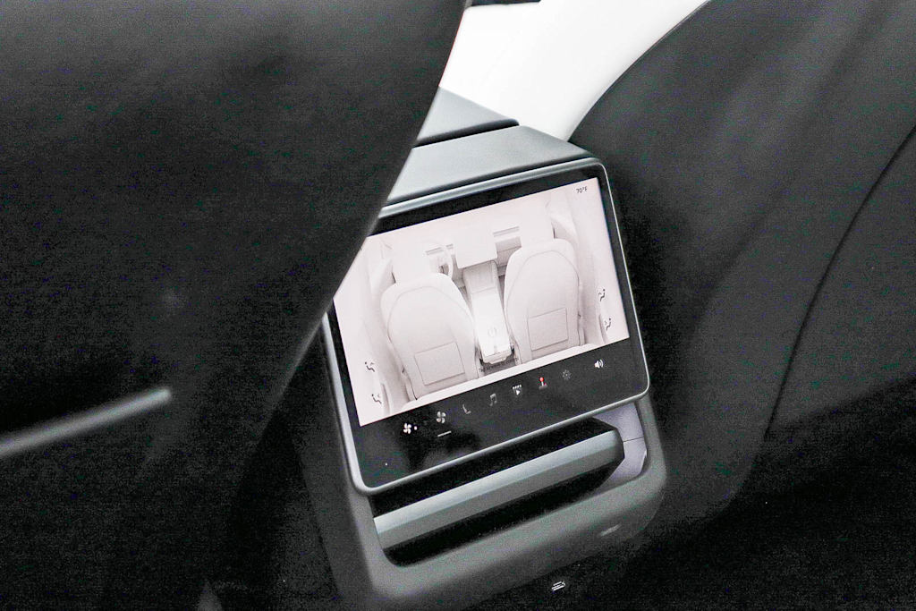 Thumbnail: 2024 Tesla Model 3 - 23