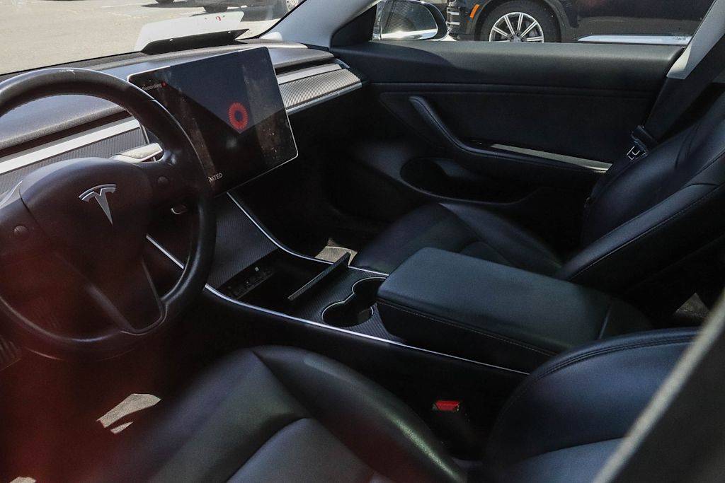 Thumbnail: 2018 Tesla Model 3 - 2