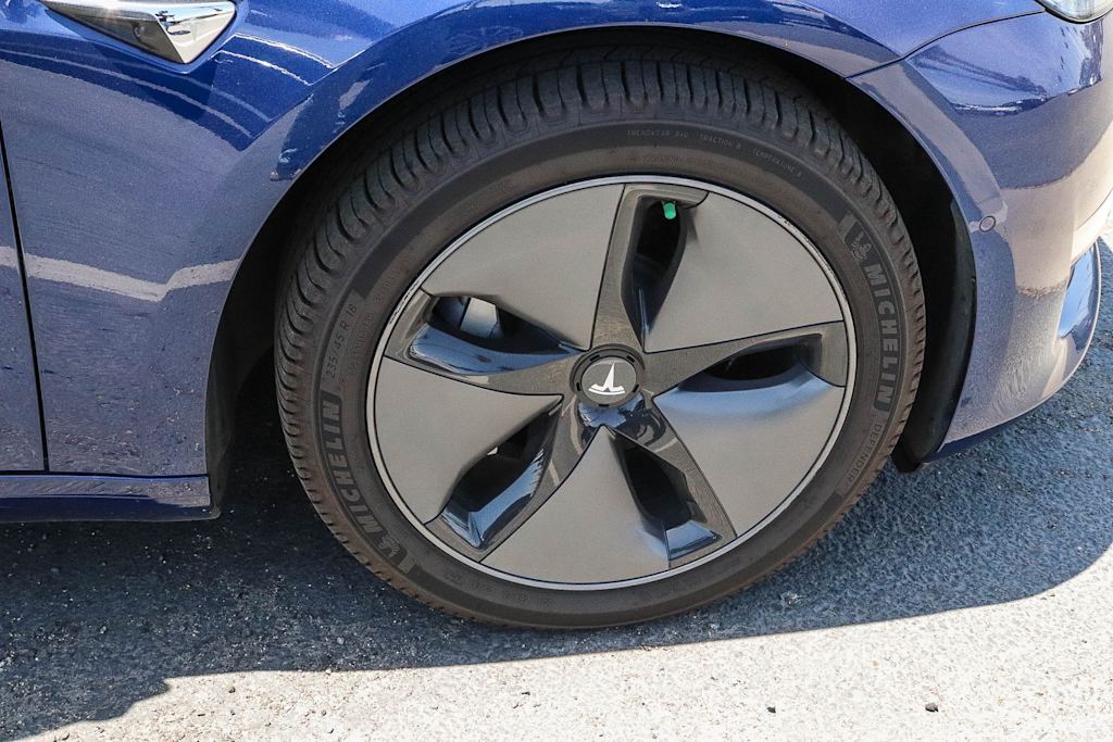 Thumbnail: 2018 Tesla Model 3 - 18
