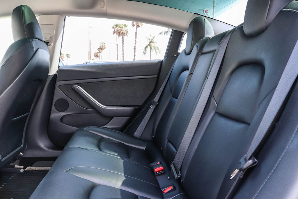 Thumbnail: 2023 Tesla Model 3 - 11