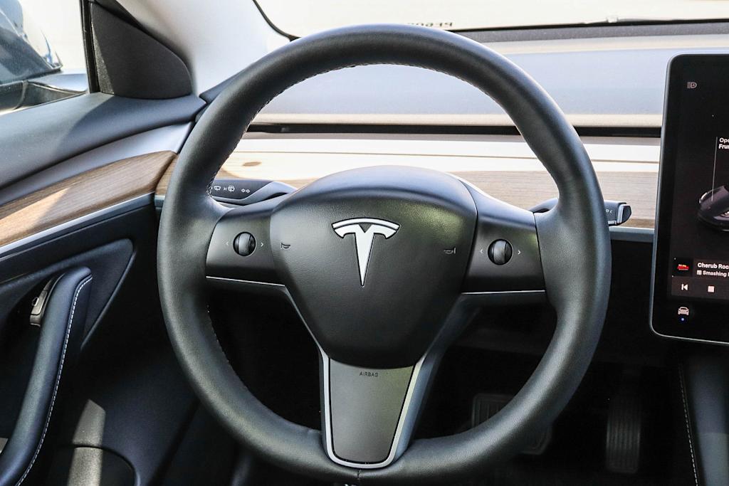 Thumbnail: 2023 Tesla Model 3 - 8