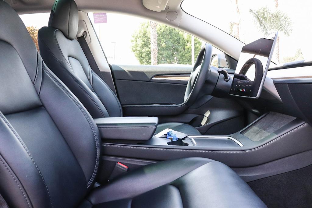 Thumbnail: 2023 Tesla Model 3 - 9