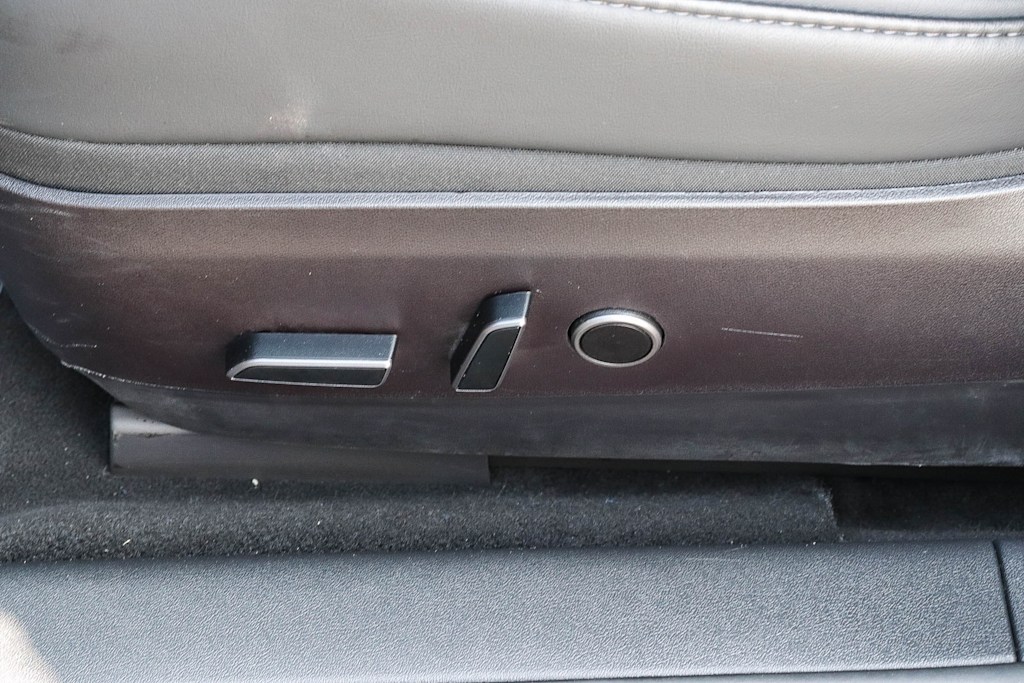 Thumbnail: 2023 Tesla Model 3 - 23