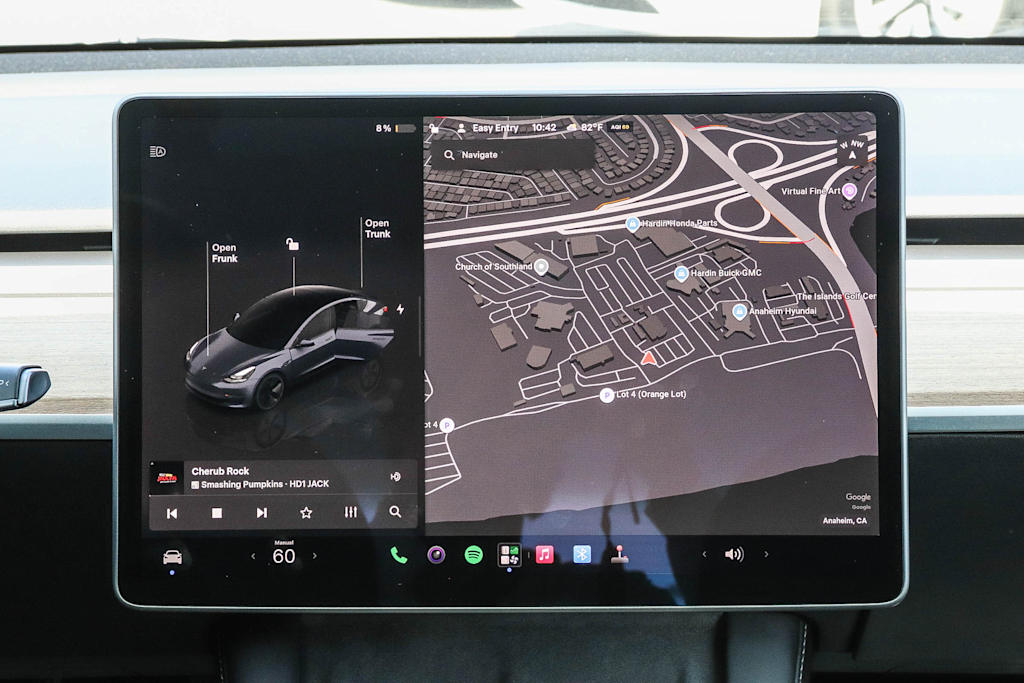 Thumbnail: 2023 Tesla Model 3 - 12