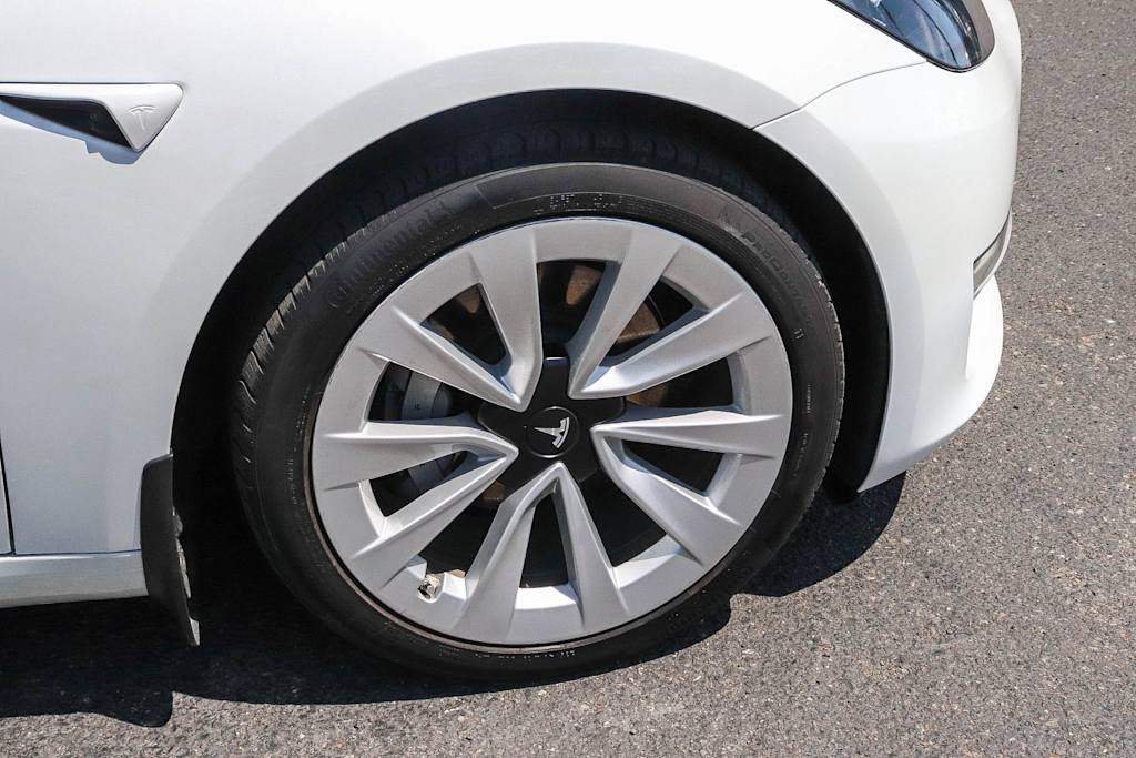 Thumbnail: 2023 Tesla Model 3 - 20