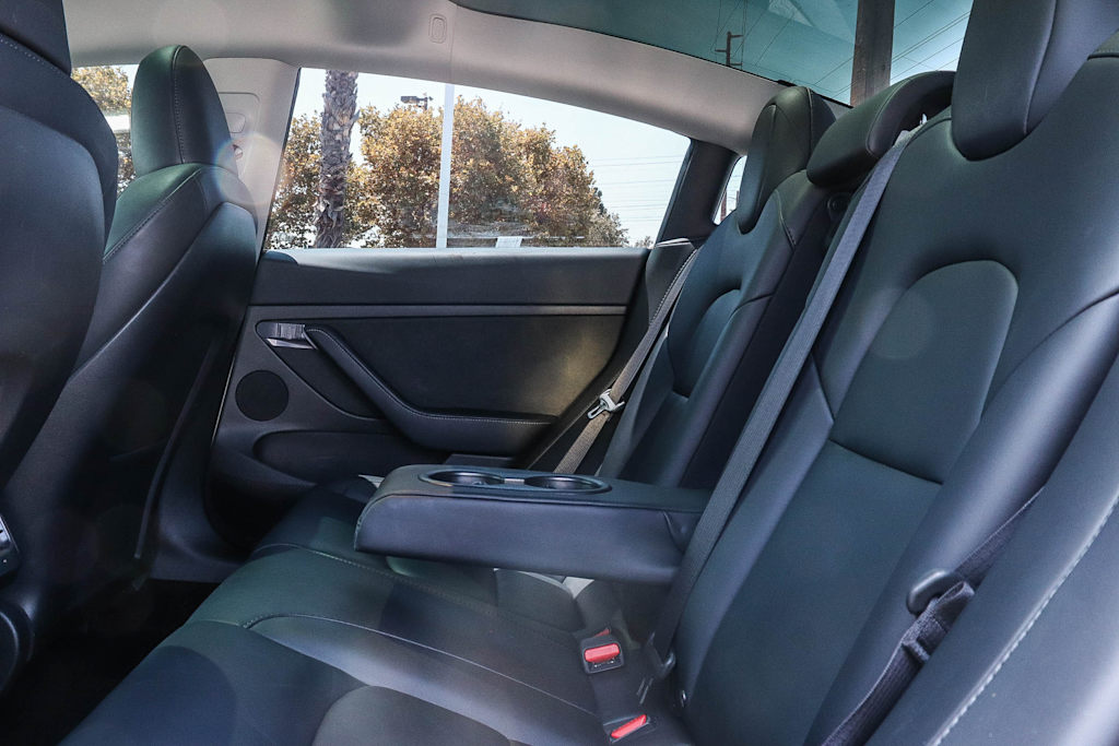 Thumbnail: 2023 Tesla Model 3 - 11