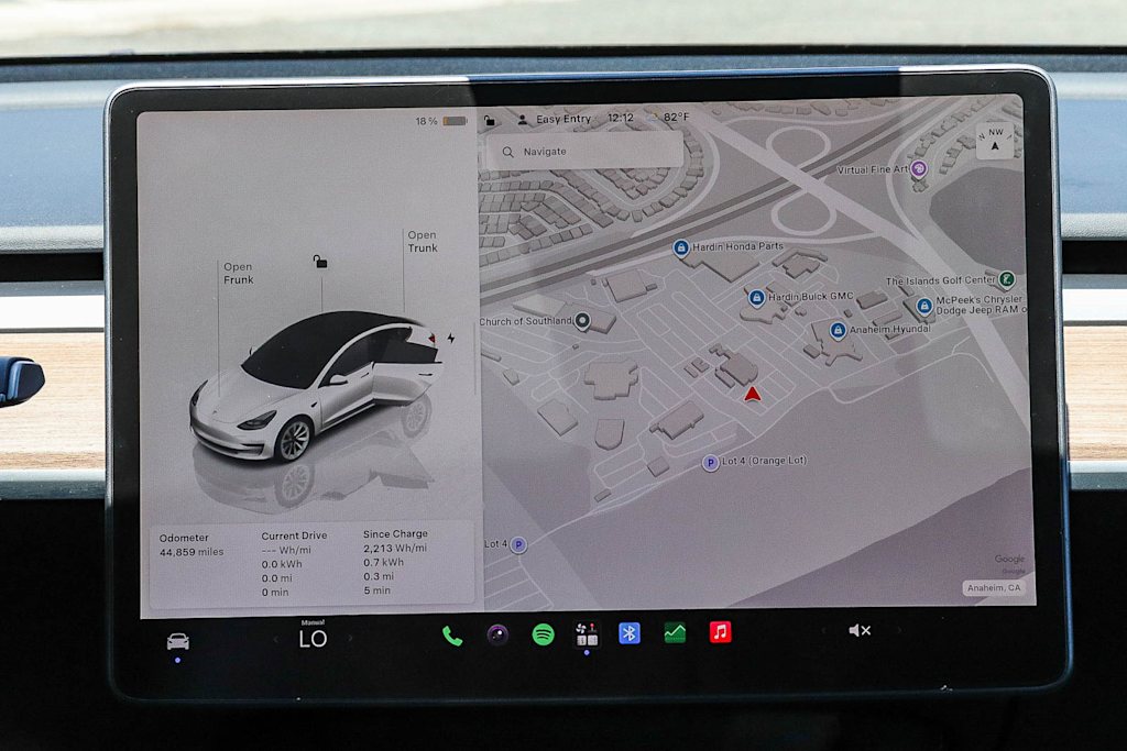 Thumbnail: 2023 Tesla Model 3 - 12