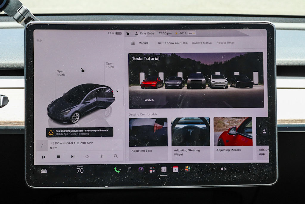 Thumbnail: 2022 Tesla Model 3 - 11