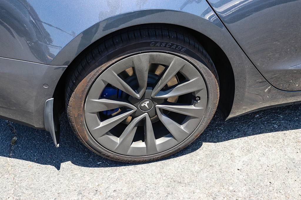 Thumbnail: 2022 Tesla Model 3 - 7