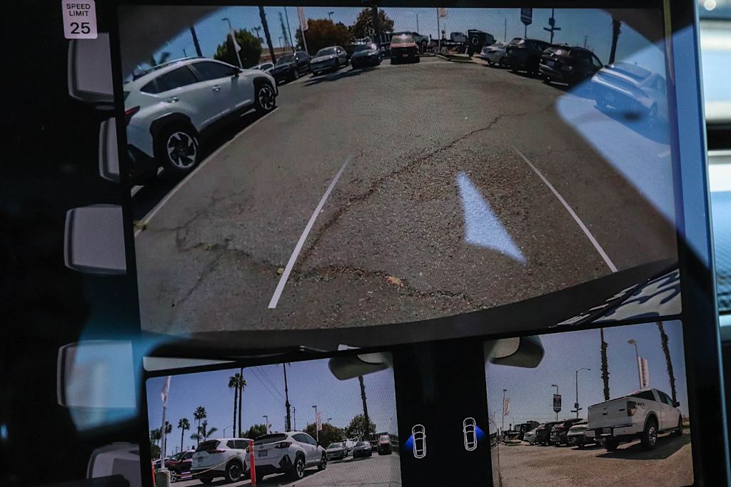 Thumbnail: 2018 Tesla Model 3 - 26
