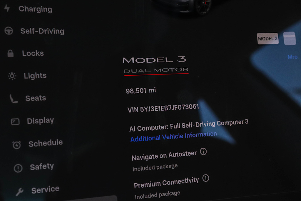 Thumbnail: 2018 Tesla Model 3 - 13
