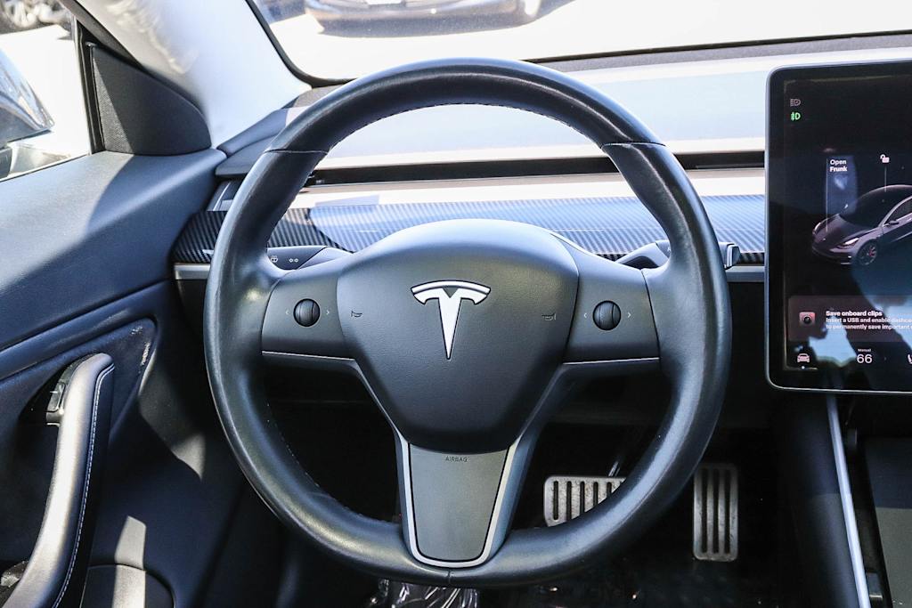 Thumbnail: 2018 Tesla Model 3 - 8