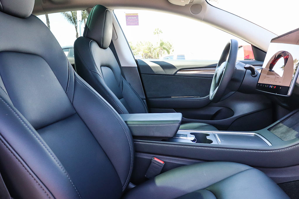 Thumbnail: 2023 Tesla Model 3 - 8
