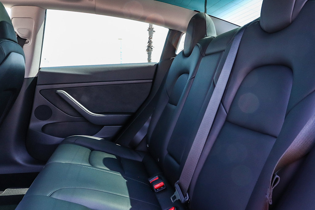 Thumbnail: 2023 Tesla Model 3 - 10