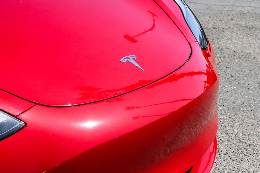Thumbnail: 2023 Tesla Model 3 - 15