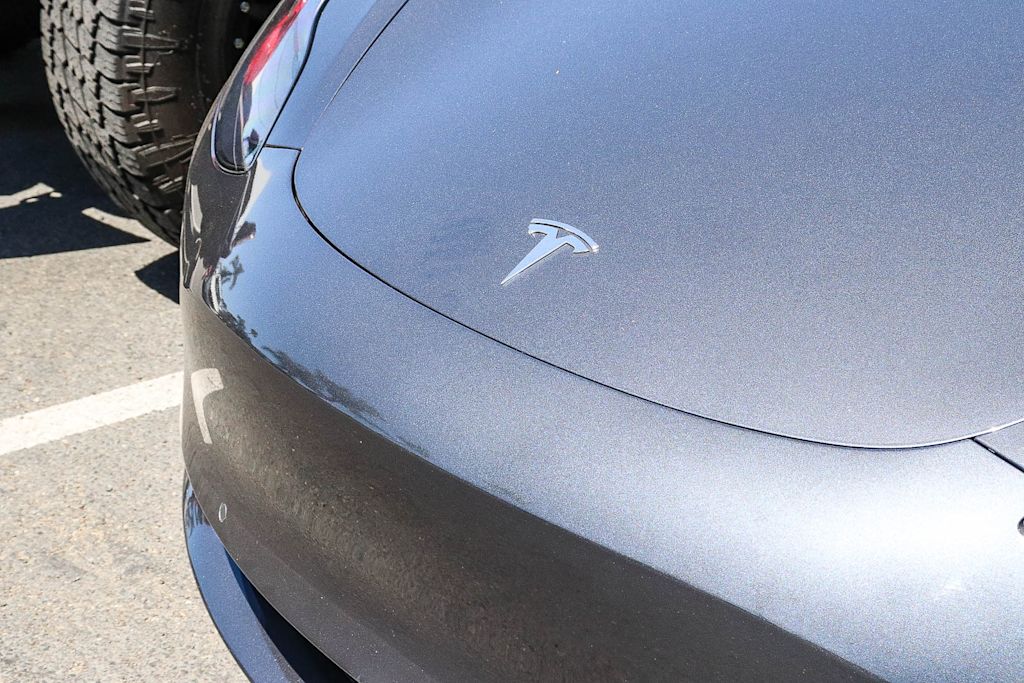 Thumbnail: 2022 Tesla Model 3 - 5