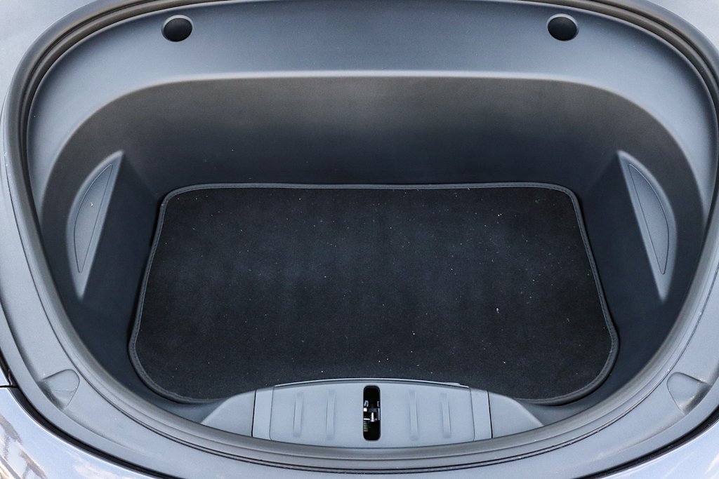 Thumbnail: 2022 Tesla Model 3 - 28