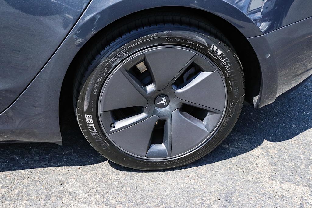Thumbnail: 2022 Tesla Model 3 - 7