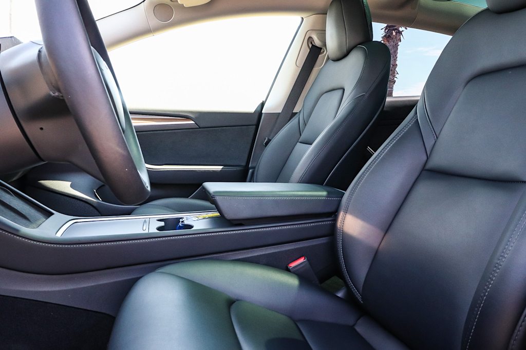 Thumbnail: 2022 Tesla Model 3 - 10