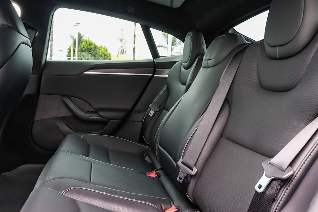 Thumbnail: 2023 Tesla Model S - 10