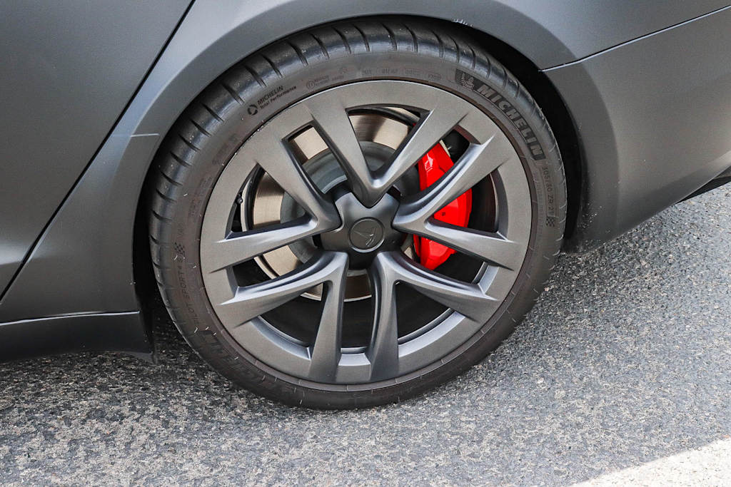Thumbnail: 2025 Tesla Model S - 14