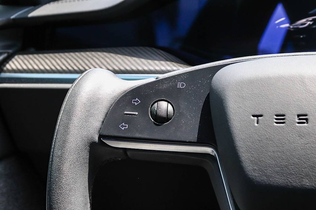 Thumbnail: 2025 Tesla Model S - 26