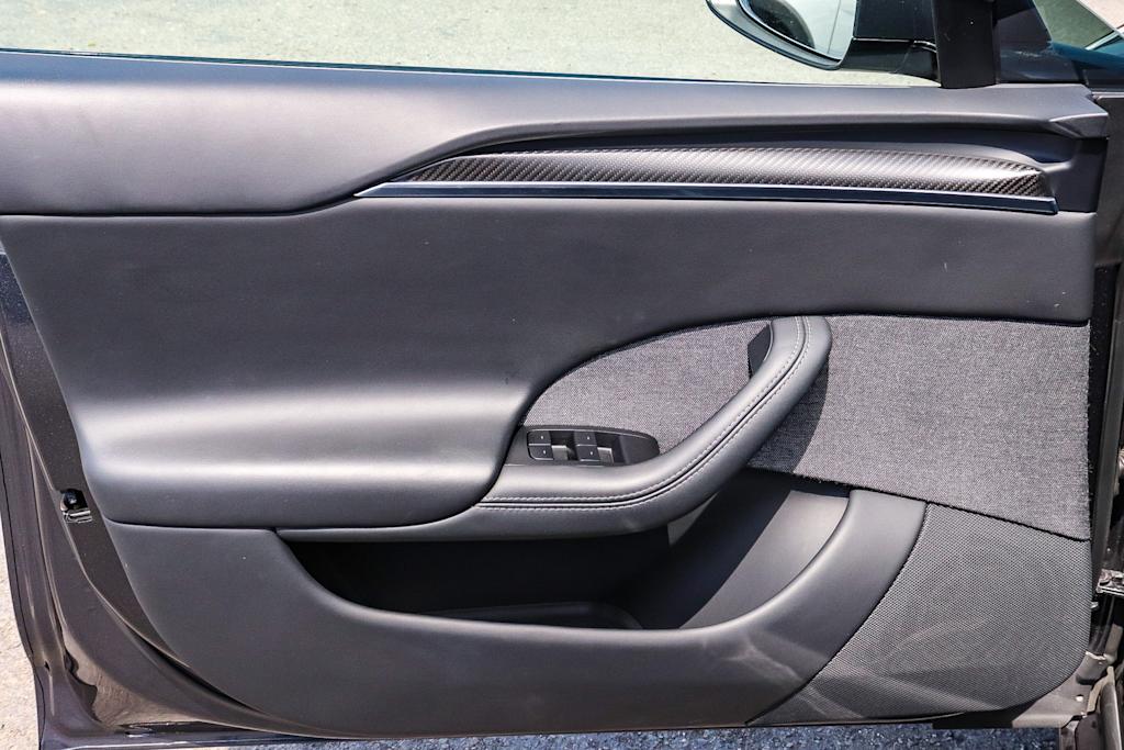 Thumbnail: 2025 Tesla Model S - 28