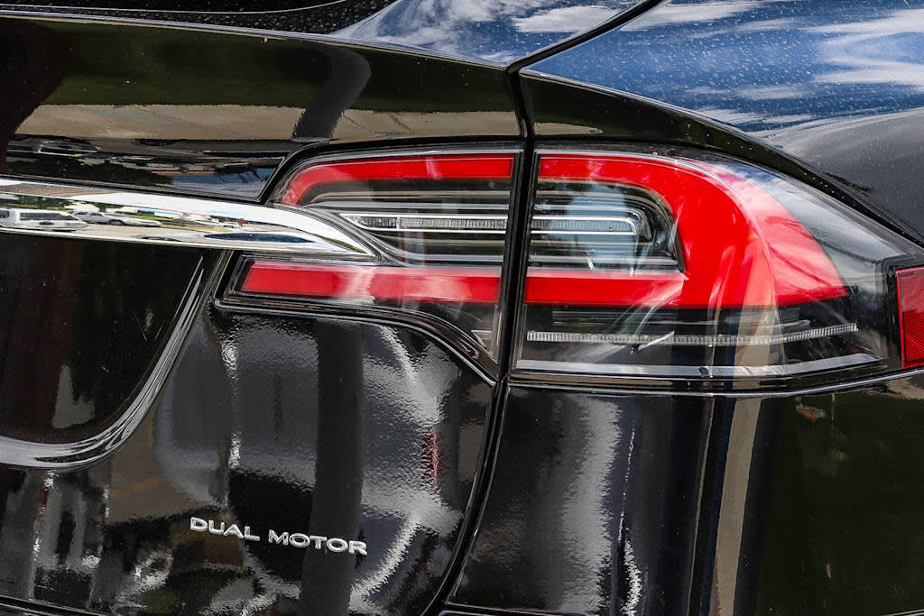 Thumbnail: 2020 Tesla Model X - 7