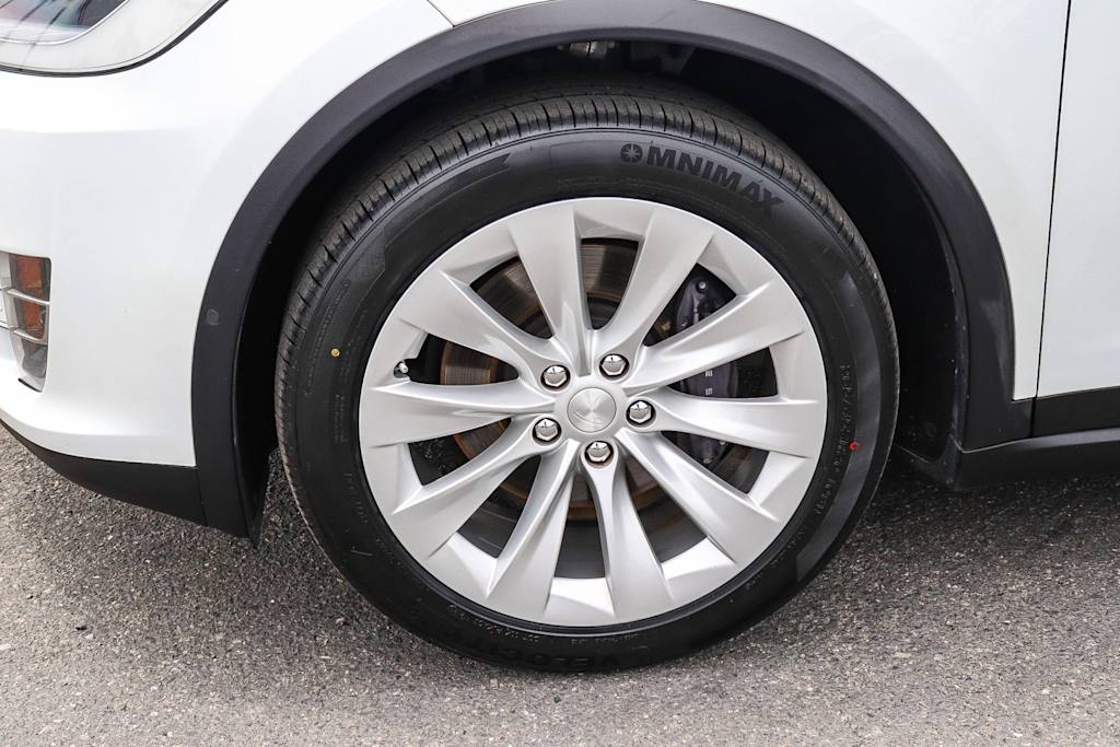 Thumbnail: 2020 Tesla Model X - 19